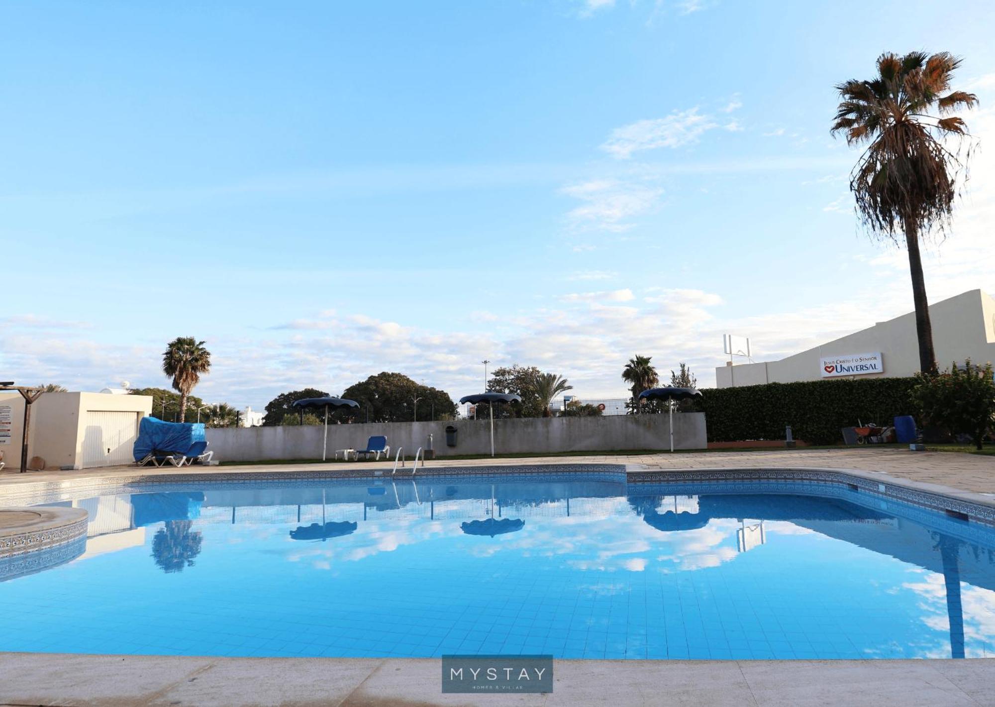 Apartment Mystay - Bellavista Pool &